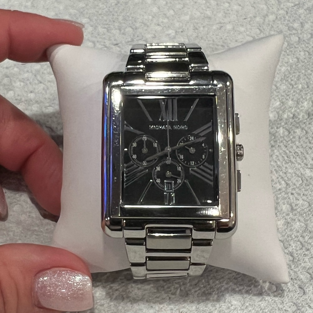 MICHAEL KORS” Mens Wrist watch black face
